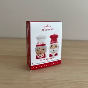 NIB 2015 Hallmark Ornament ‘Tis the Seasoning!